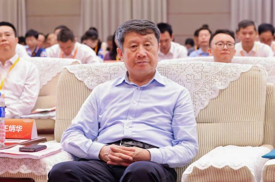 证券炒股配资网 对话国家电投原董事长王炳华：困扰三代核电站的重大问题是电价 | 财之道